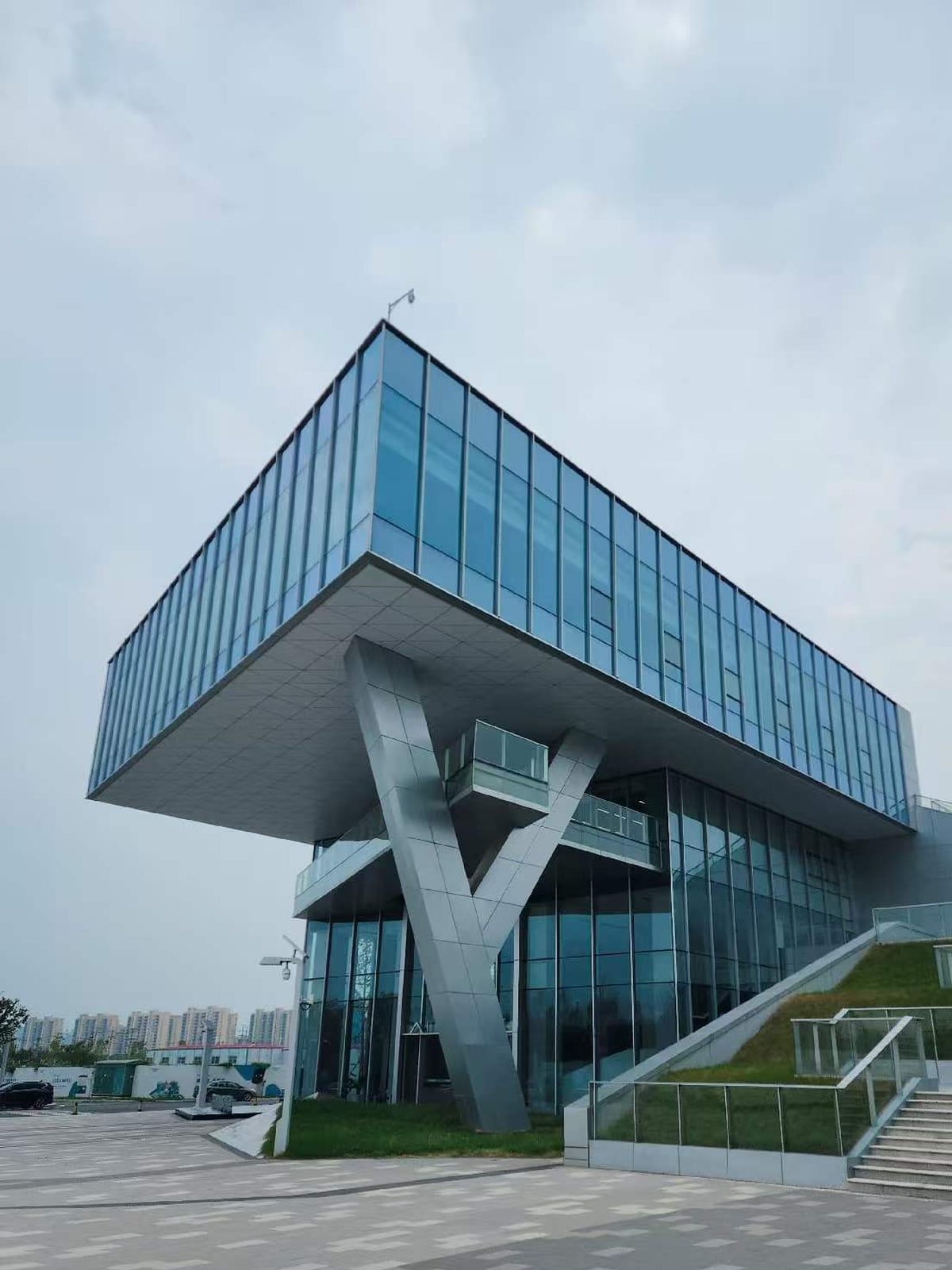 特斯联武汉智慧产业园照明工程实景